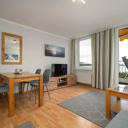 Apartment Seepferdchen Am Mueritzufer Waren (Mueritz)
